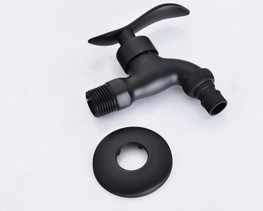 Mattschwarzer Waschmaschinenhahn