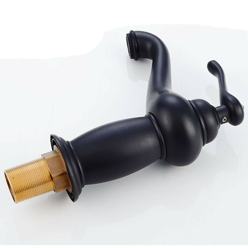 Wasserhahn aus geriebener Ölbronze