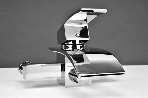 Chrom-Wasserfall-Badewannenarmatur mit Handbrause