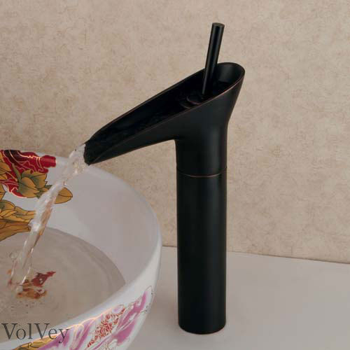 Elegante oliebronzen watervalkraan