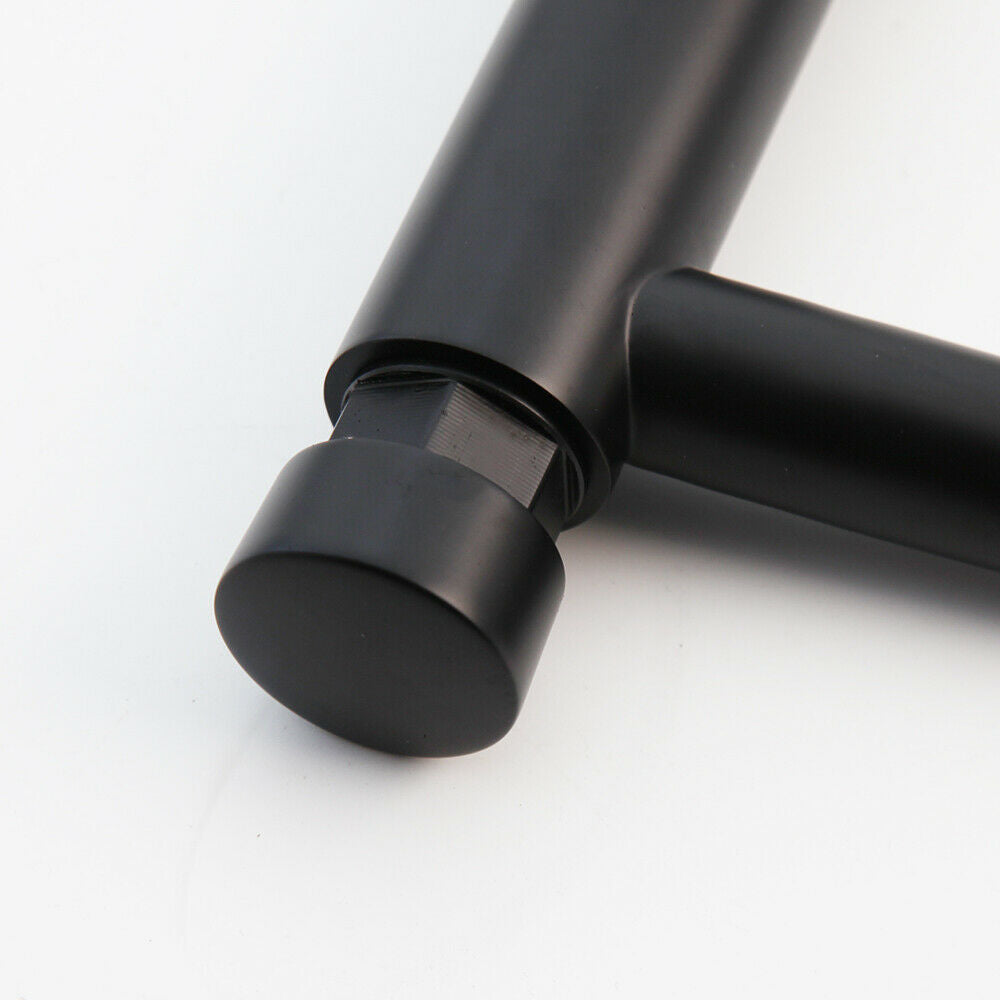 Selbstschließender schwarzer Wasserhahn