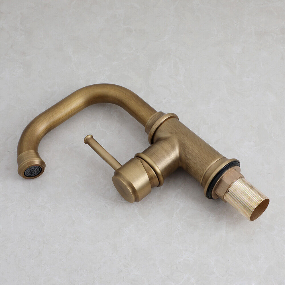 Country bronze-colored mixer tap
