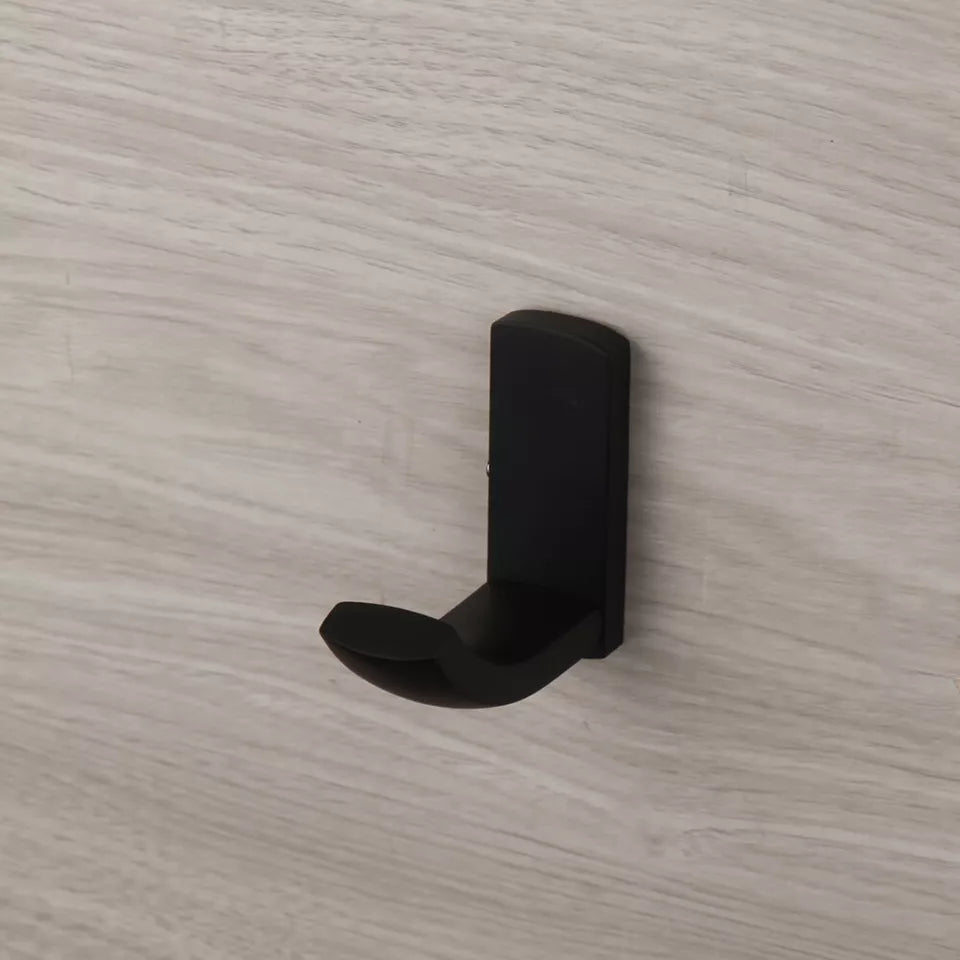 Moderner schwarzer Handtuchhaken zur Wandmontage