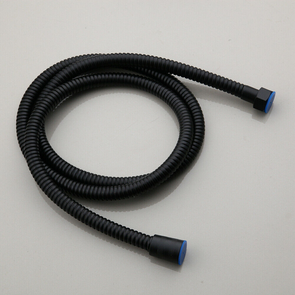 Black thermostatic bath tap