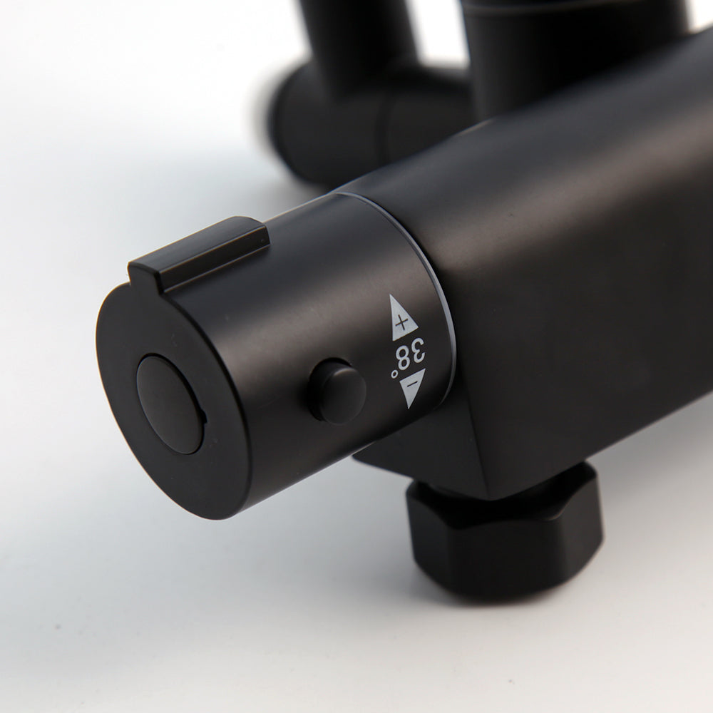 Schwarzes Thermostat-Duschset