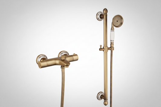 Bronskleurige thermostatische badkraan met glijstang