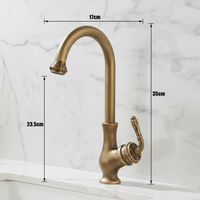 Eleganter Wasserhahn aus Bronze