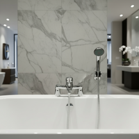 Badewannenarmatur auf Wannenrand Chrom