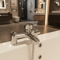Badewannenarmatur auf Wannenrand Chrom