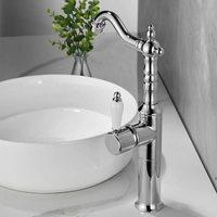 Landelijke wastafelkraan chroom – nostalgisch model