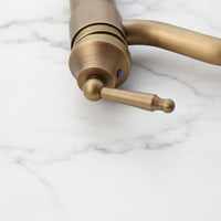 Mitigeur de lavabo classique Badique en bronze