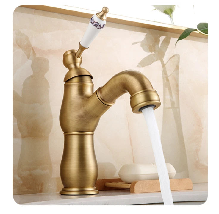 Landelijke wastafelkraan met uittrekbare sproeikop – bronskleur