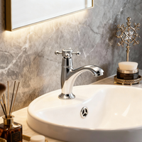 Nostalgische chroom koudwaterkraan