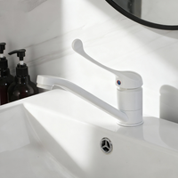 Medische elleboogbediende wastafelkraan – Wit