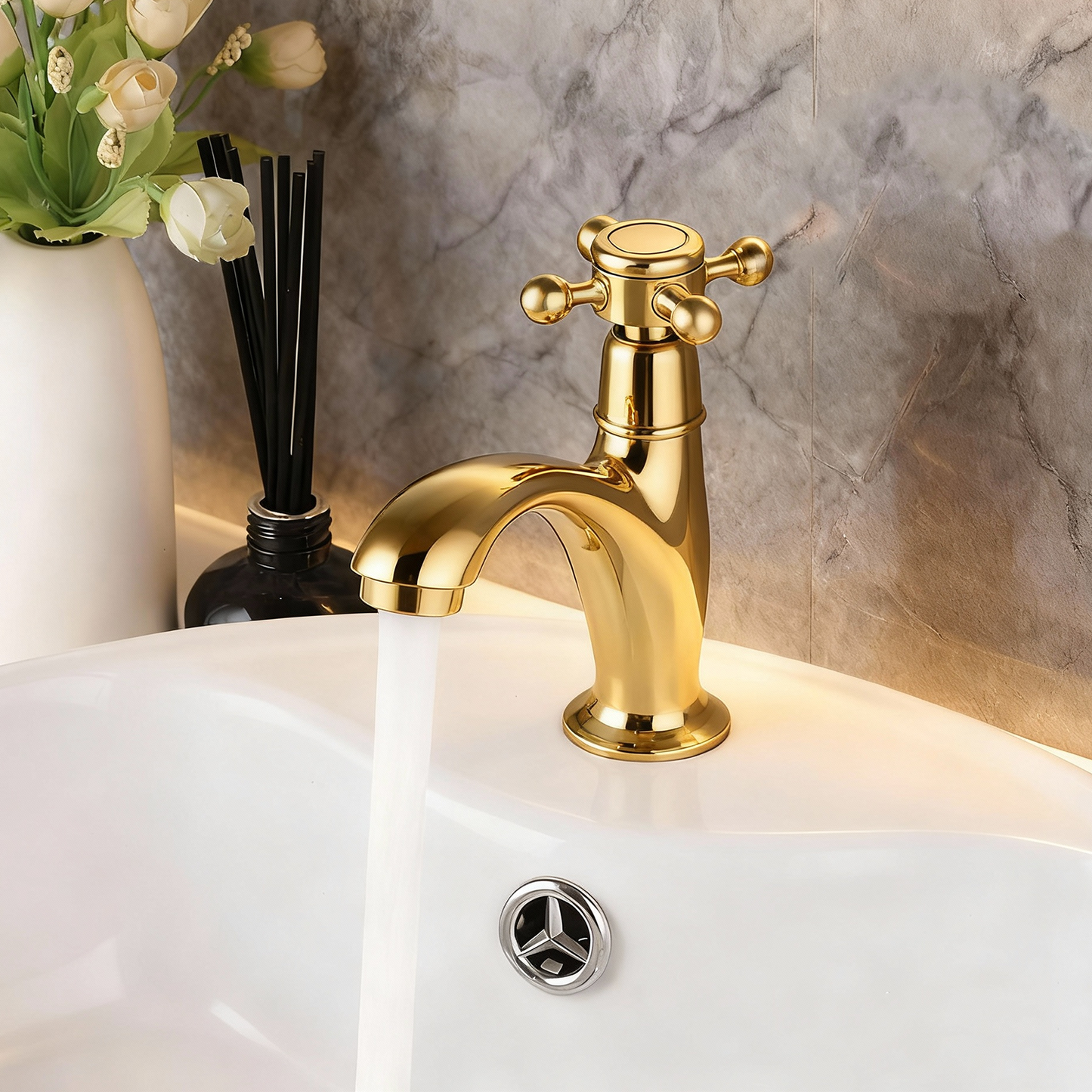 Nostalgische gouden koudwaterkraan