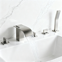 5-delige waterval badkraan – geborsteld nikkel