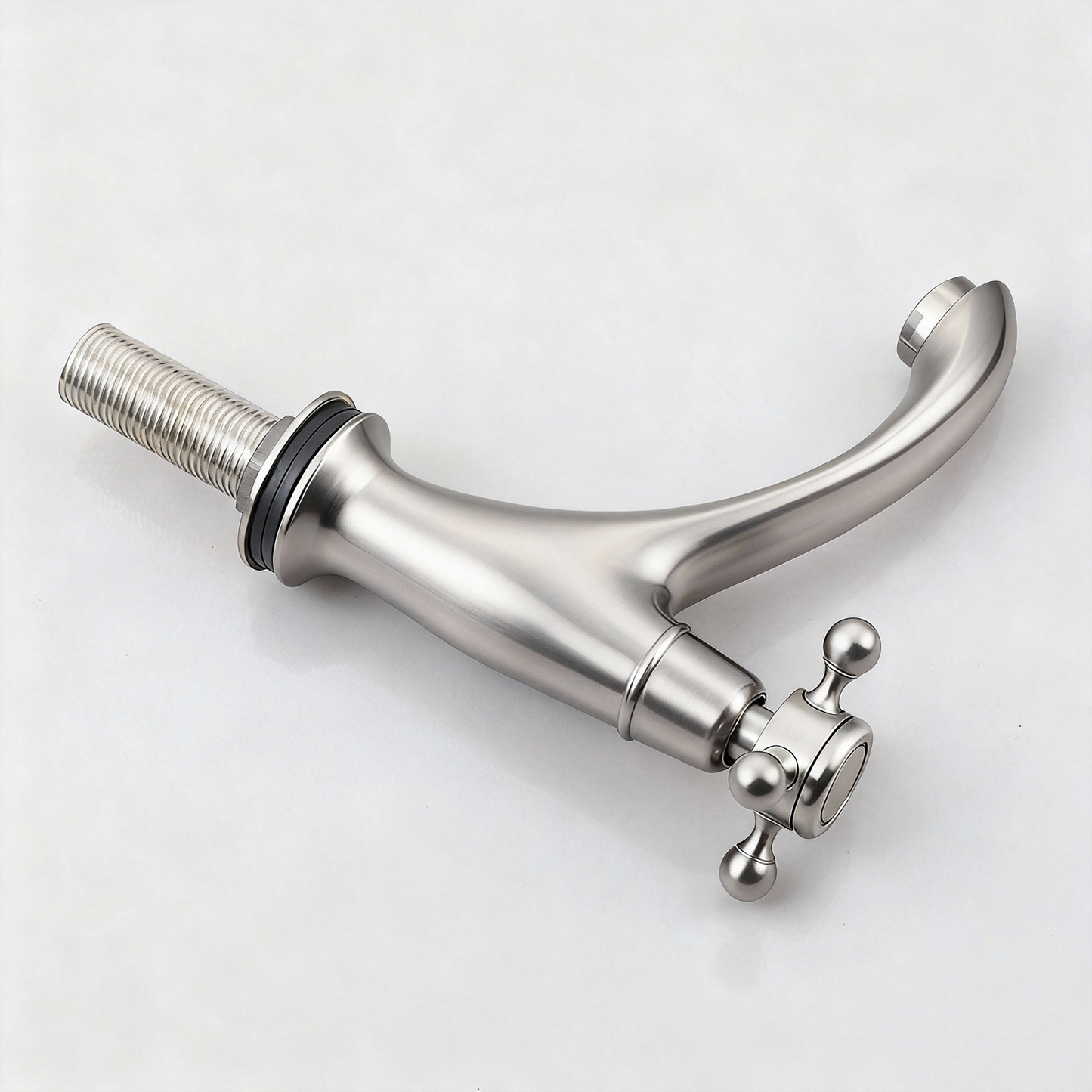 Nostalgische geborsteld nikkel koudwaterkraan