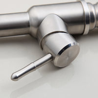 Geborsteld nikkel keukenkraan met zwenkbare uitloop