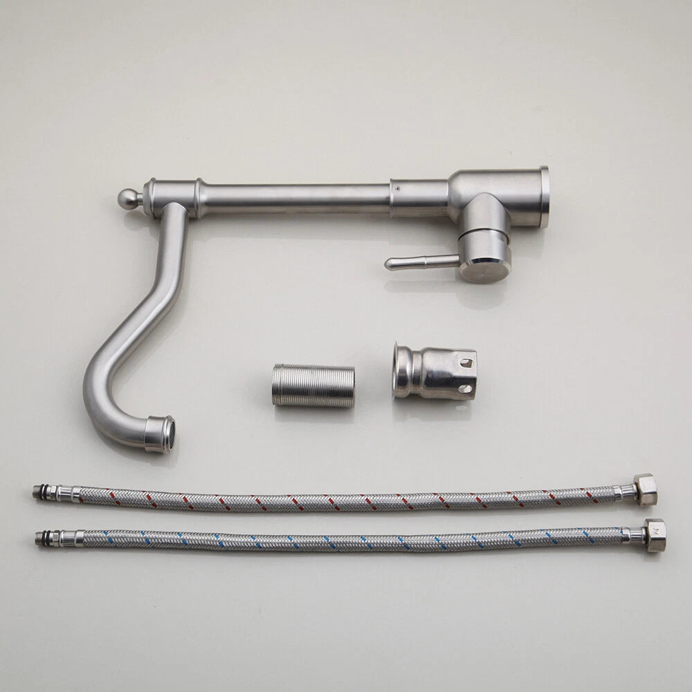 Geborsteld nikkel keukenkraan met zwenkbare uitloop