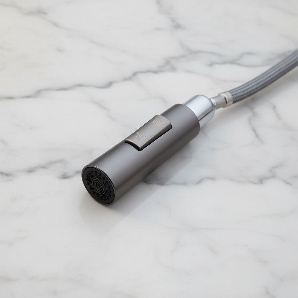 Elegant Gun Metal kitchen faucet with pull-out spray head
