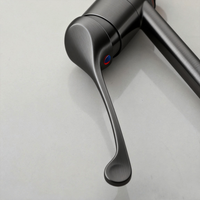 Gun metal elleboogmengkraan wastafel