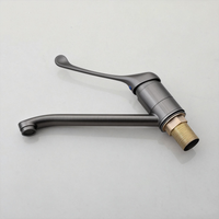 Gun metal elleboogmengkraan wastafel