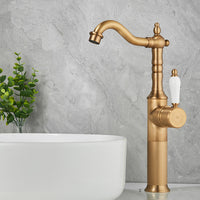 Landelijke wastafelkraan bronskleur – nostalgisch model