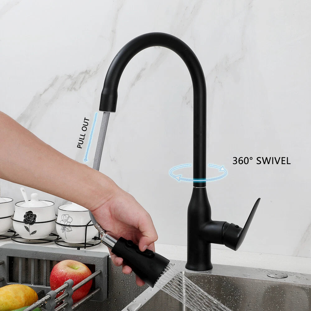 Zwarte keukenkraan met uittrekbare sproeikop