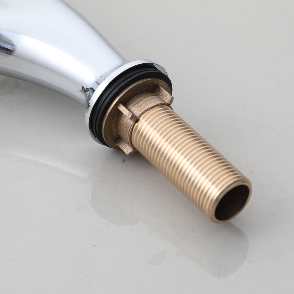 Nostalgische chroom koudwaterkraan