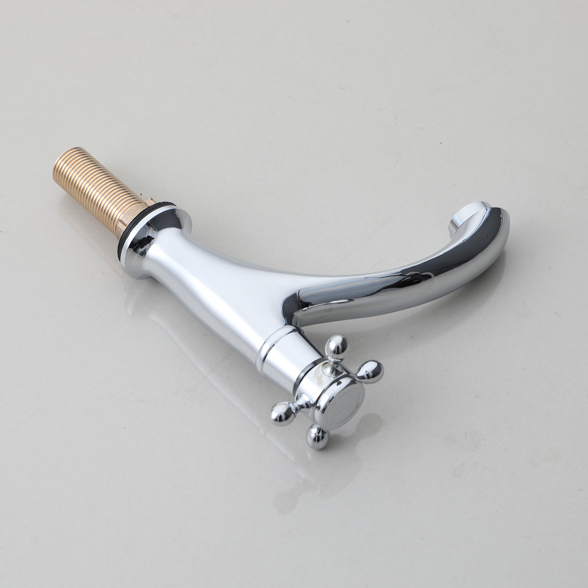 Nostalgische chroom koudwaterkraan