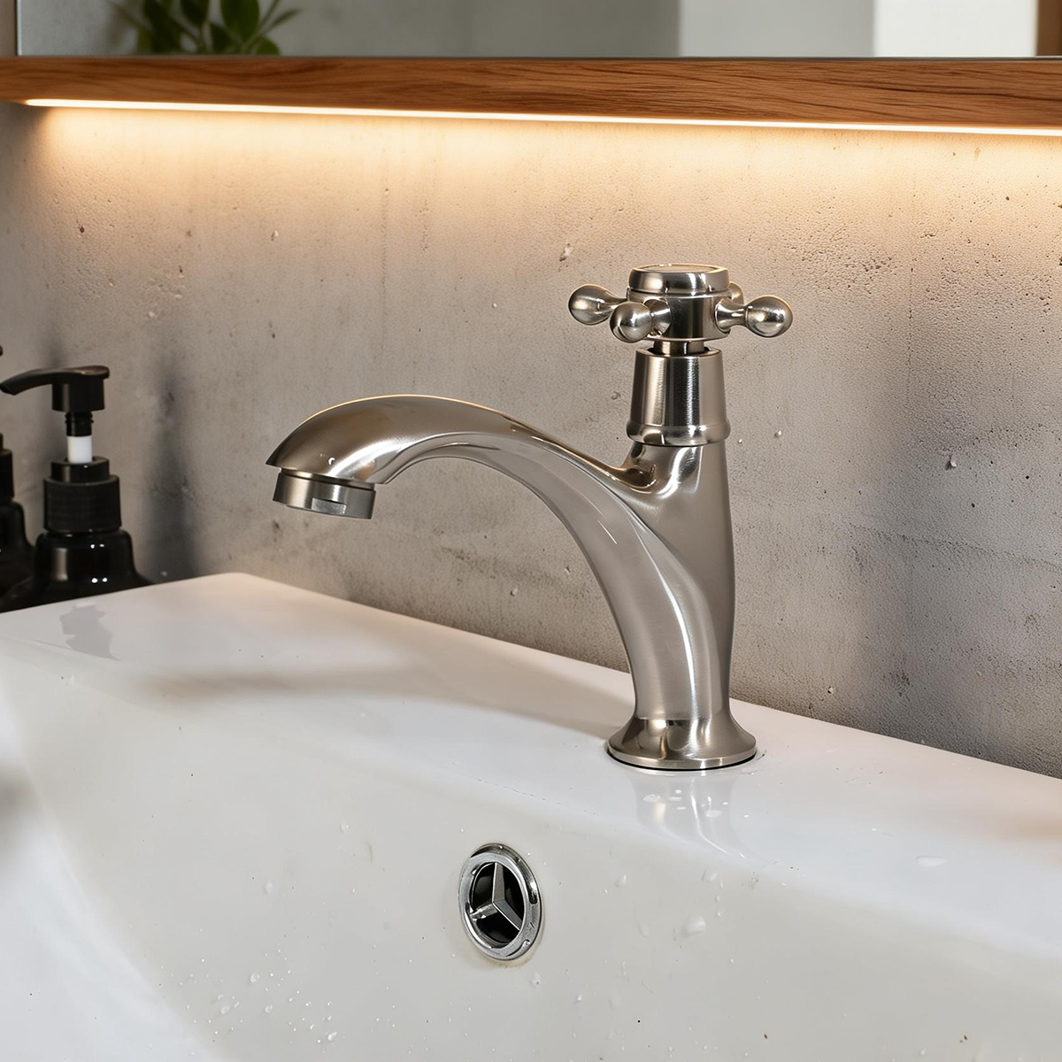 Nostalgische geborsteld nikkel koudwaterkraan