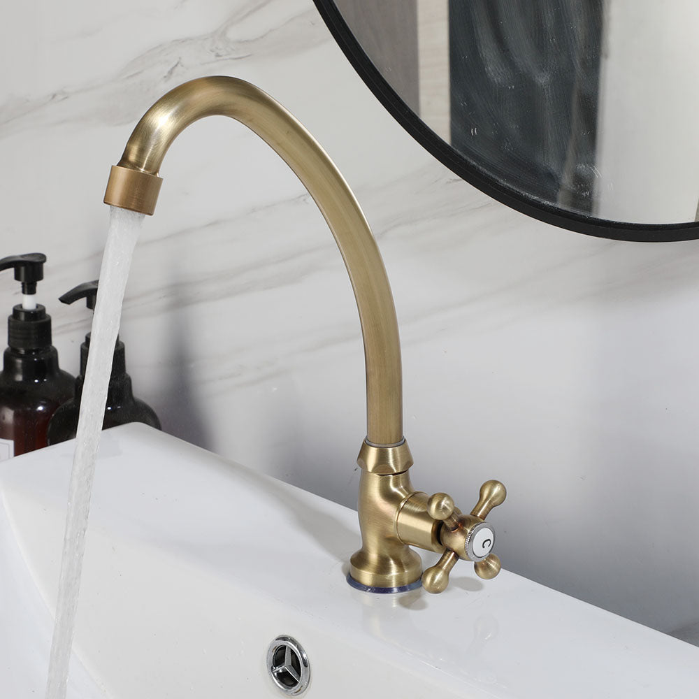 Nostalgische koudwater kraan brons