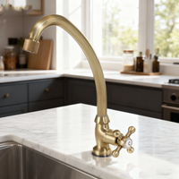 Nostalgische koudwater kraan brons