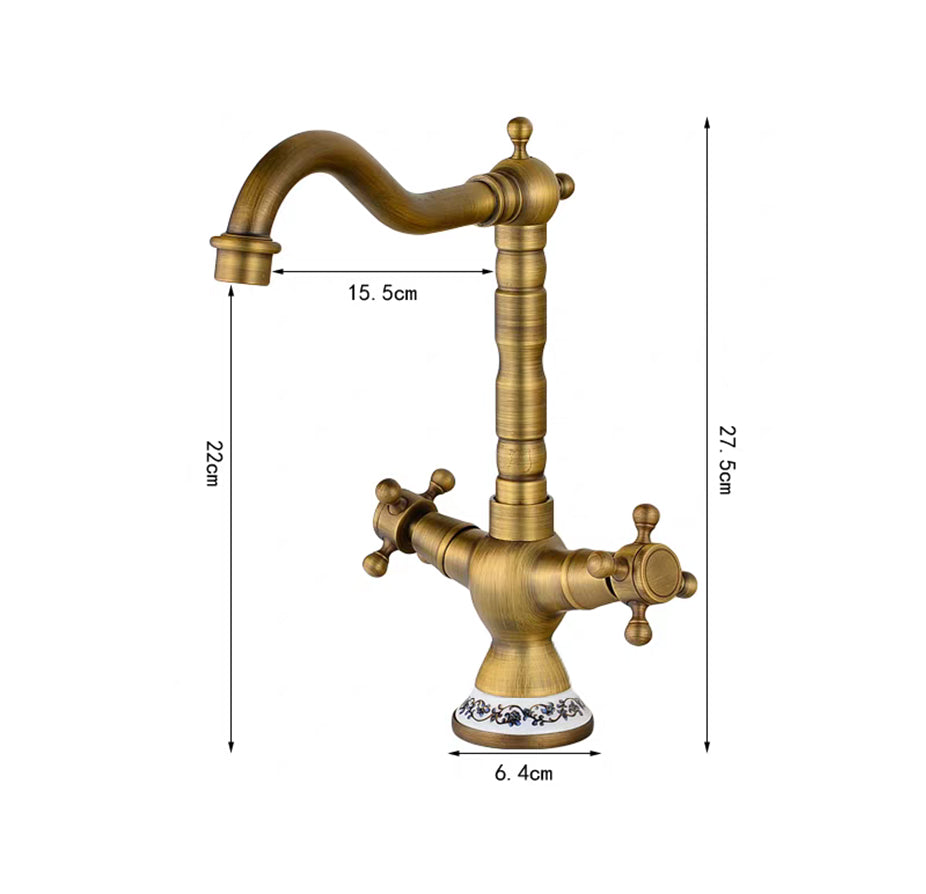 Landelijke nostalgische keukenkraan bronskleur met keramiek