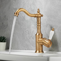 Landelijke wastafelkraan nostalgisch bronskleur hoog model