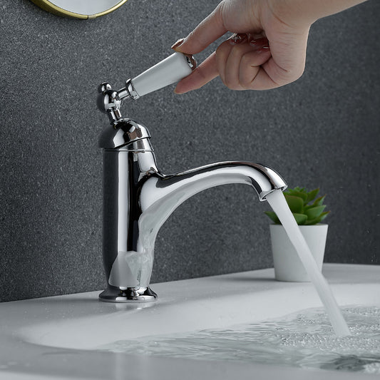 Chroom nostalgische wastafelkraan met keramische hendel