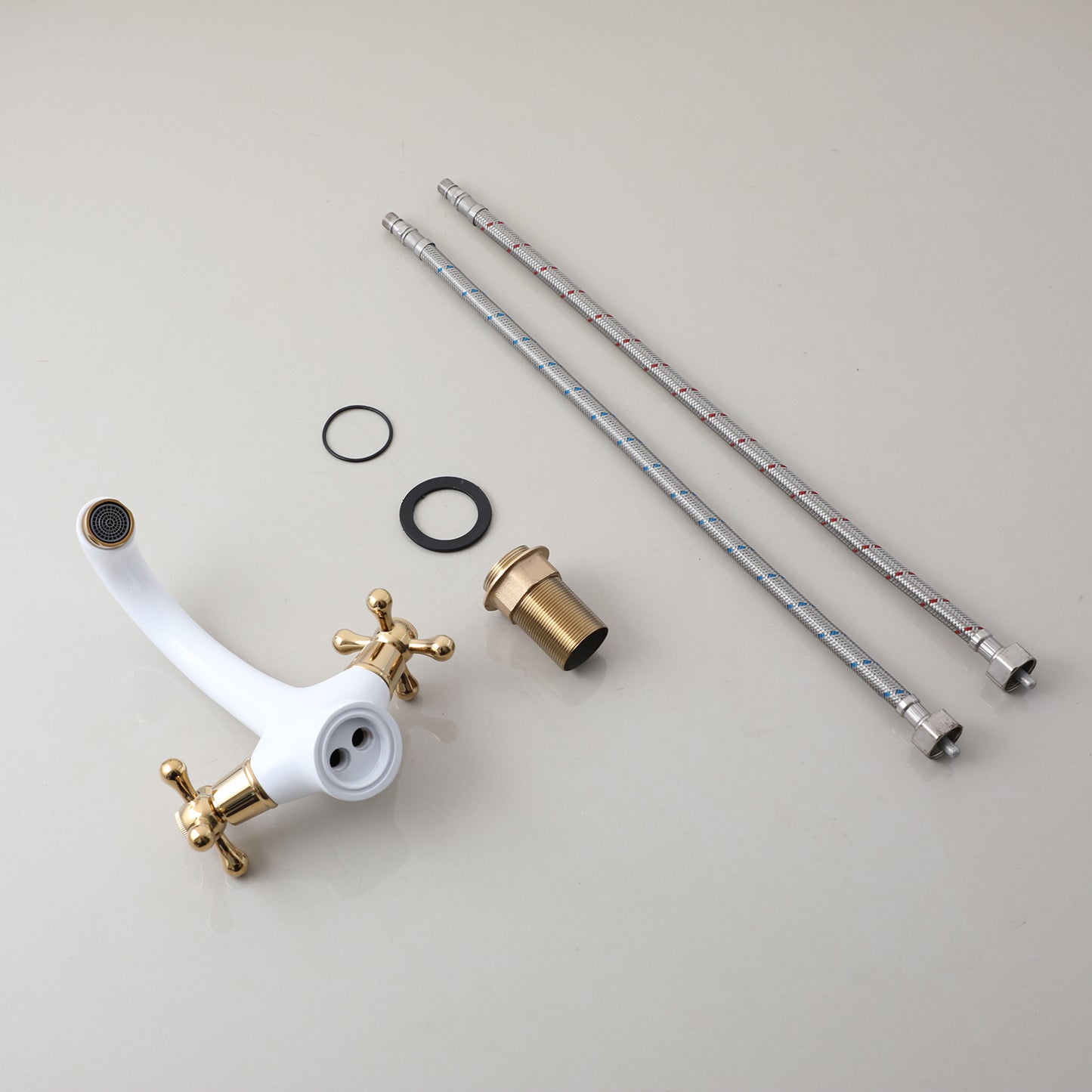 Badique Witte Wastafelkraan met Gouden Details