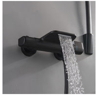 Zwarte thermostatische badkraan met handdouche en glijstang