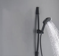 Zwarte thermostatische badkraan met handdouche en glijstang