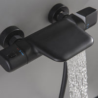 Thermostatische waterval badkraan met handdouche – mat zwart