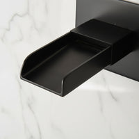 Luxe zwarte inbouw watervalkraan