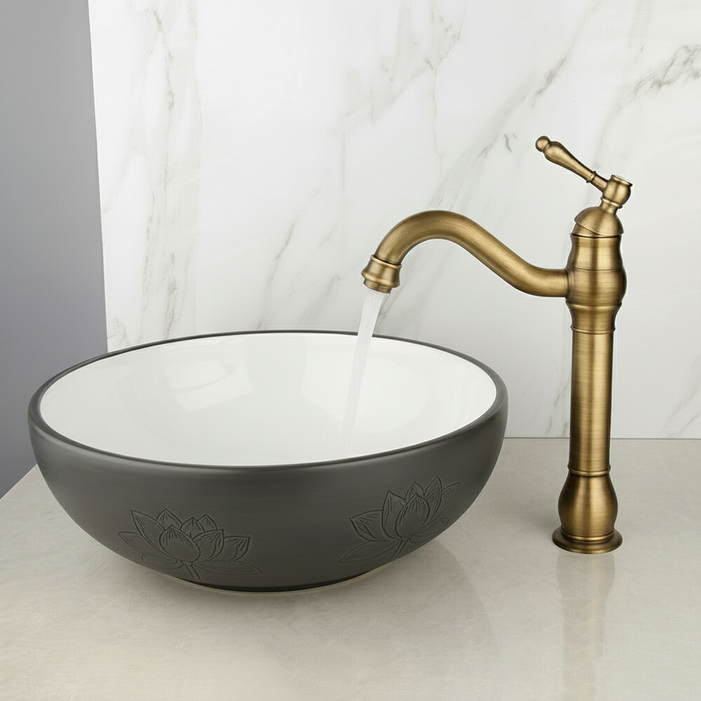 Nationaler Bronzehahn