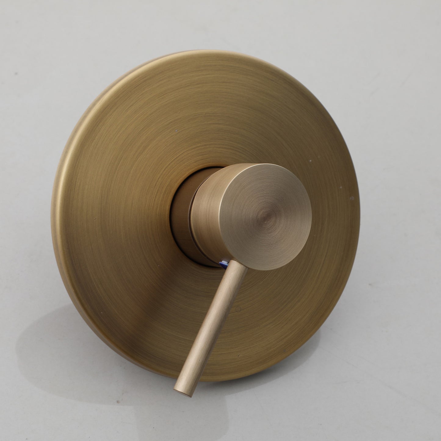 Nostalgische inbouw regendouche set – Bronskleur