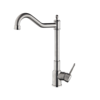 Geborsteld nikkel keukenkraan met zwenkbare uitloop